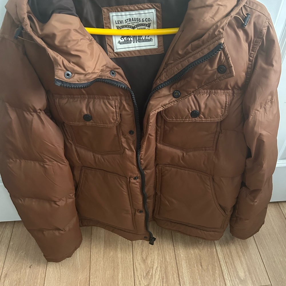 Levi's Brown Puffer Jacket with Hood and Quilted Design